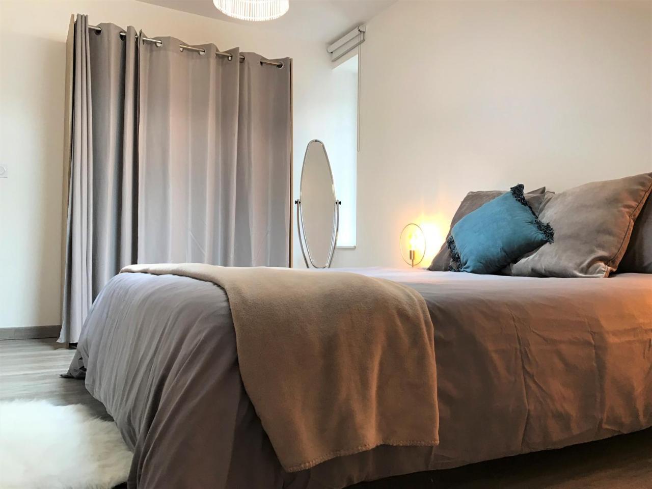 Apartment T4 Christina Contemporain, Vue Lac, Climatise Avec Parking